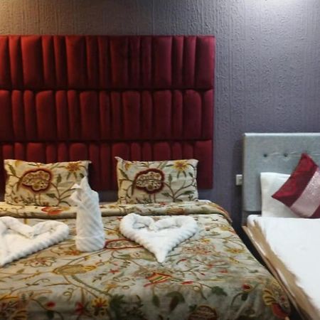 Hotel Shefaf Durgjan Екстериор снимка