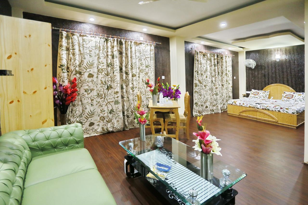 Hotel Shefaf Durgjan Екстериор снимка