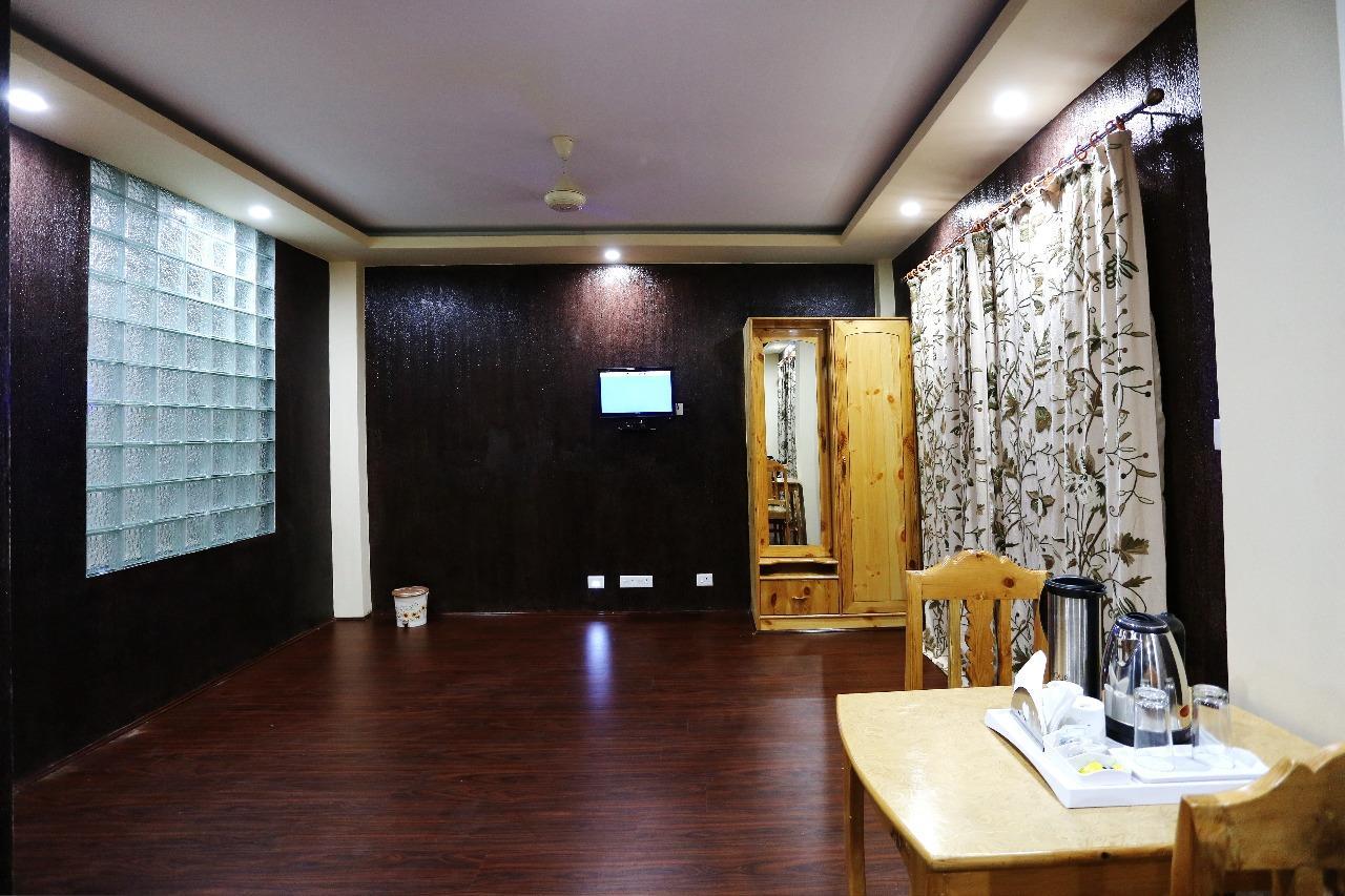 Hotel Shefaf Durgjan Екстериор снимка